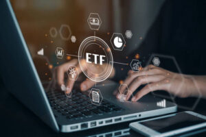 CLO ETF 2026: A Trader's Guide to Floating-Rate Income & Risk