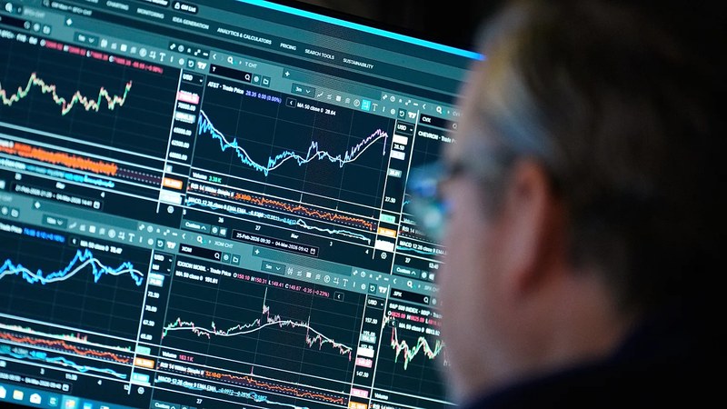 European Stocks Oil Price Risk 2026: A Trader's Guide to Inflation & ECB Policy